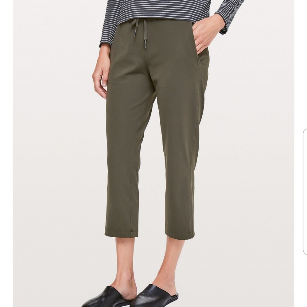 On the fly crop lululemon pant
